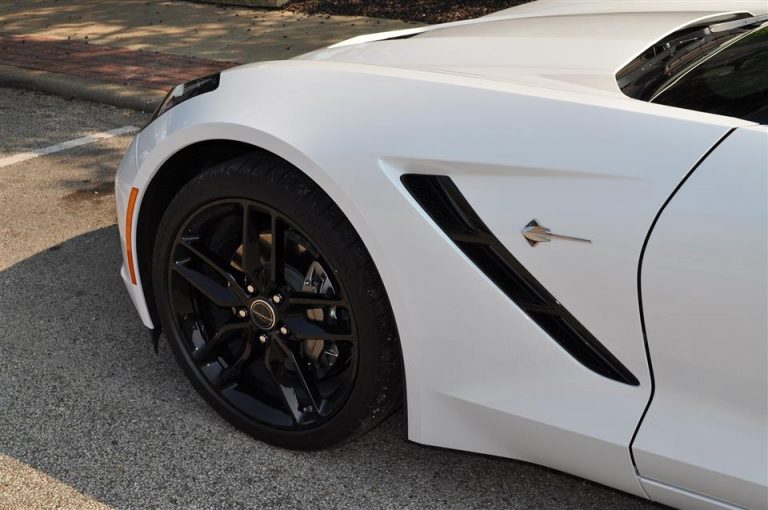 Home Rode Corvette sportauto - voorbeeld van een auto die je kunt verkopen voor het beste geld